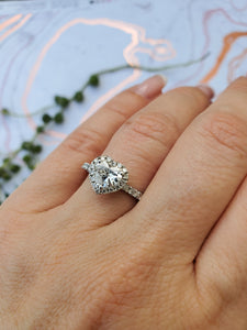 Diamond heart ring-Diamond Engagement Ring-Cluster engagement ring-Promise ring-Heart ring-Art deco engagement ring-Heart shaped diamond